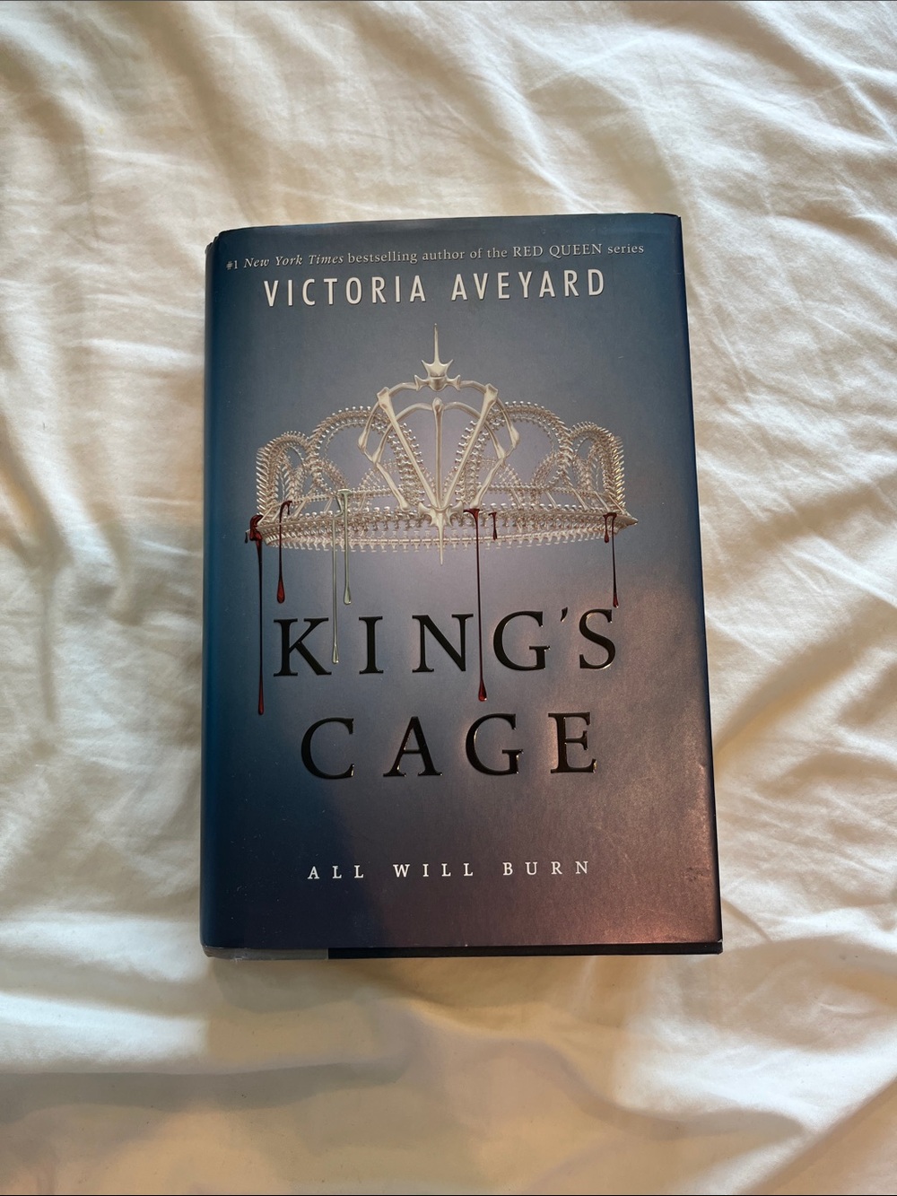 King's Cage by Victoria Aveyard - Blue Hardcover